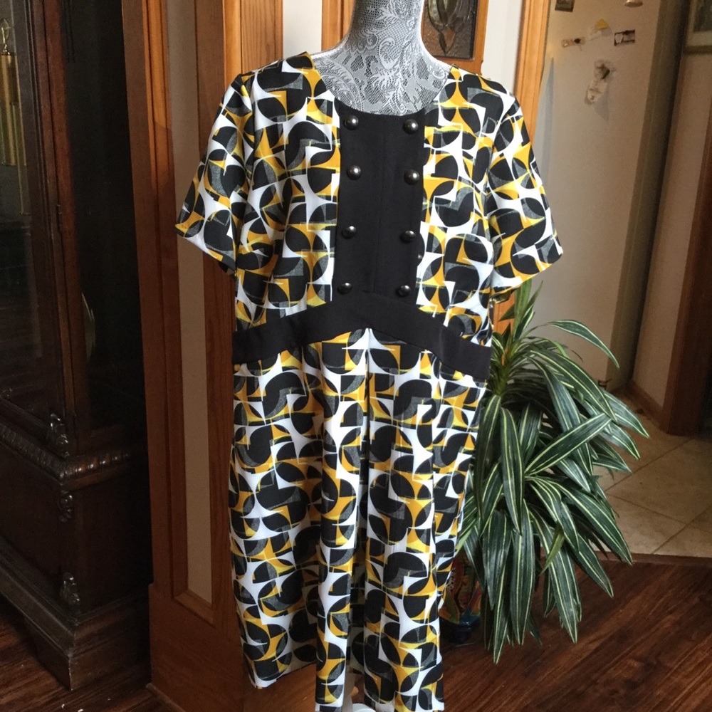 Eloquii Black and White Midi Sundress Casual
